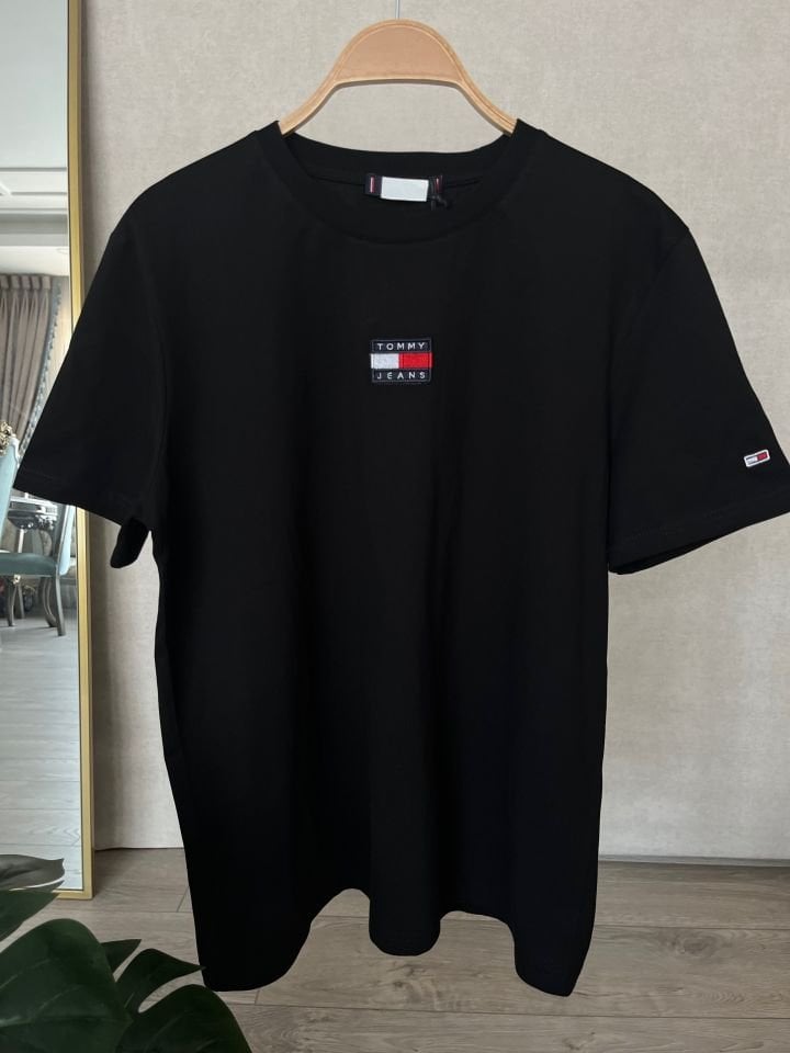 Logolu  Siyah Tshirt